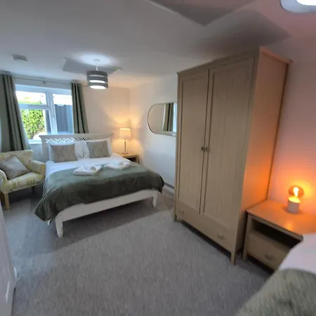 Apartment The Smithy By Cliftonvalley Bristol